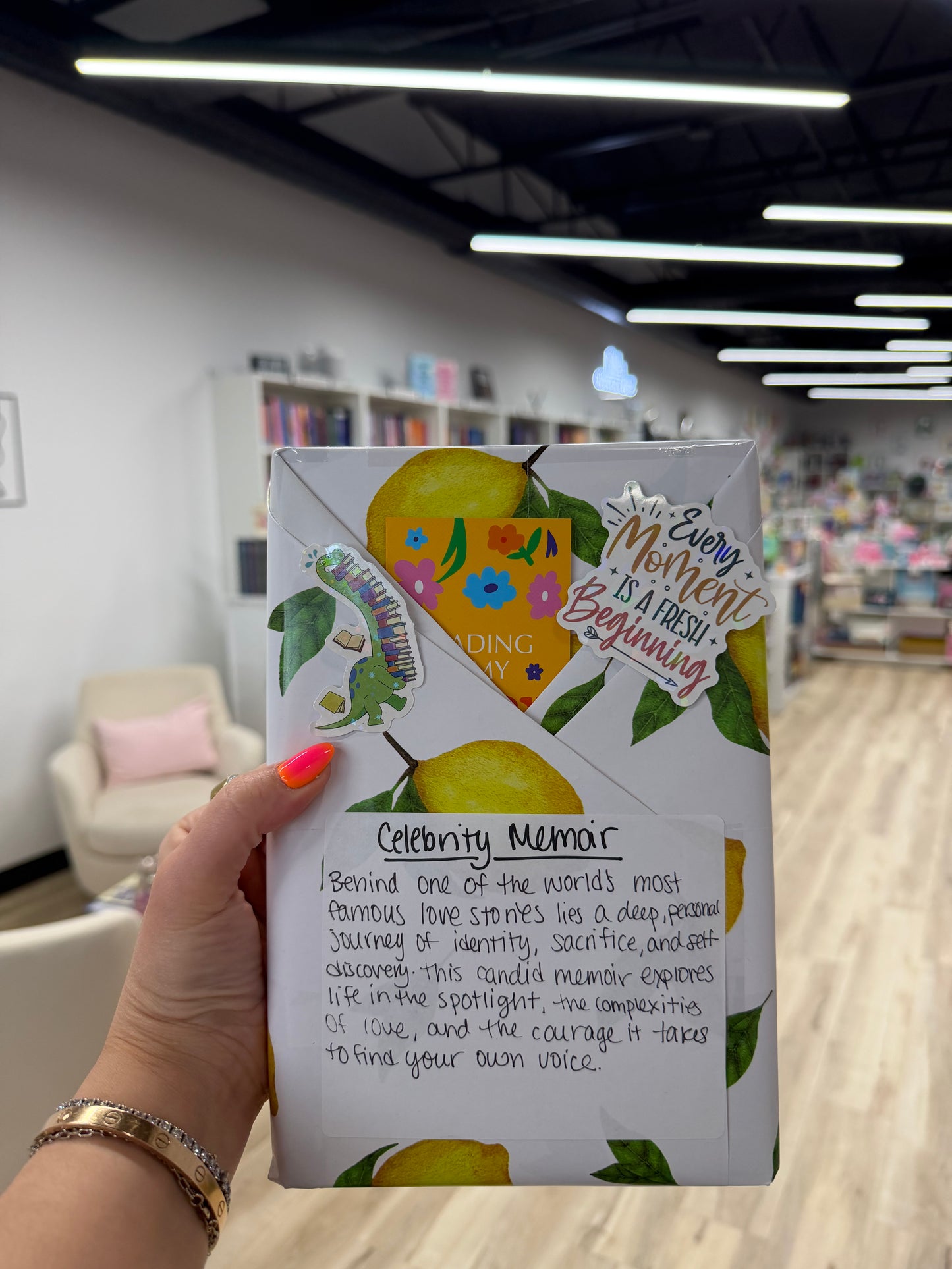 Blind Date (Celebrity Memoir)