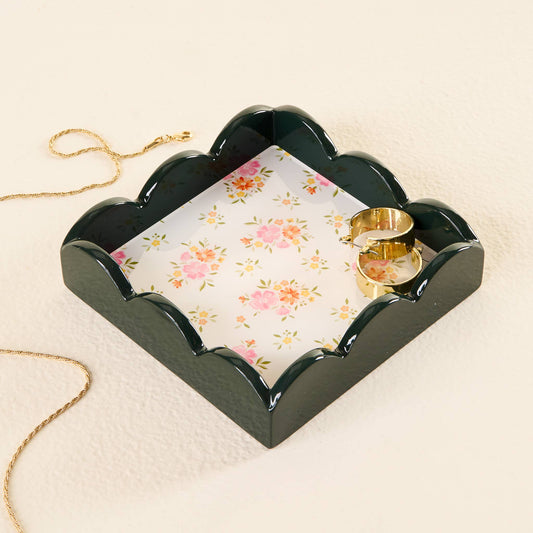 Scallop Trinket Tray-Endless Daydream Cream